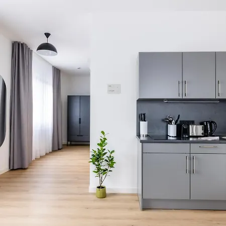 Limehome Bahnhofstrasse Aparthotel