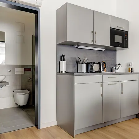 Limehome Bahnhofstrasse 3*
