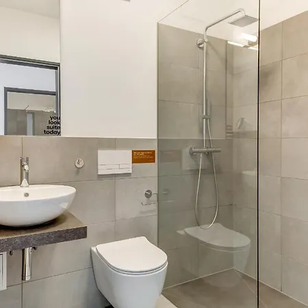 Limehome Bahnhofstrasse 3*