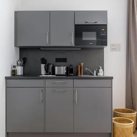 Limehome Bahnhofstrasse 3*