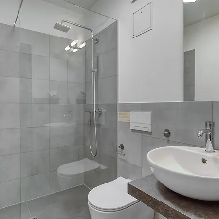 Aparthotel Limehome Bahnhofstrasse 3*