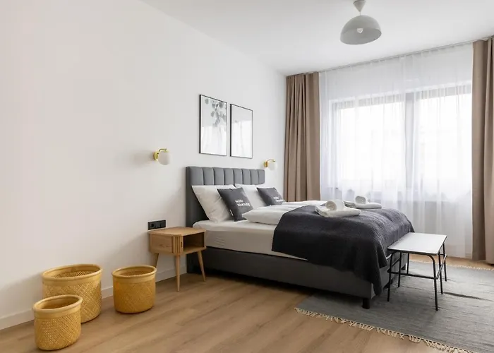 Limehome Bahnhofstrasse Aparthotel 3*