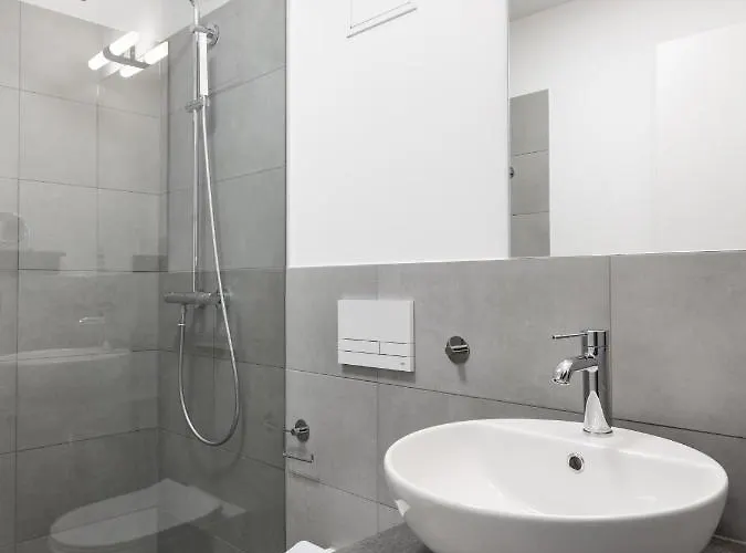 Limehome Bahnhofstrasse Aparthotel